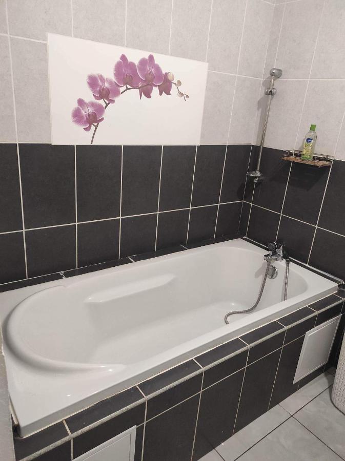 르탕퐁 Location Saisonniere Les Bibassiers 아파트 외부 사진